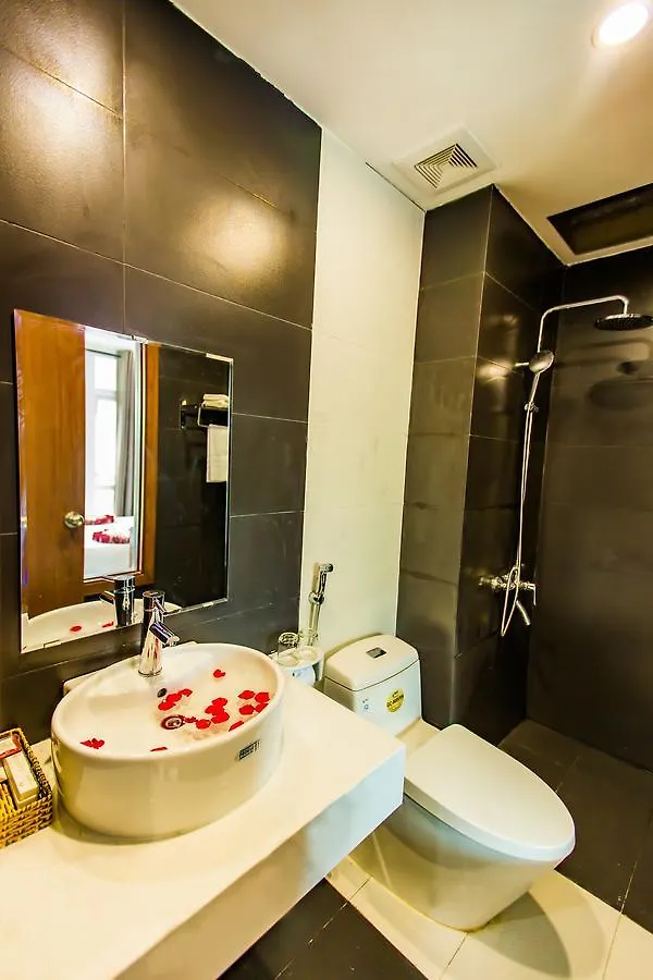 Kien Cuong Hotel Da Nang 2*,  Vietnam