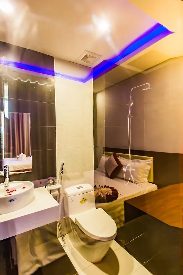 Kien Cuong Hotel Da Nang 2*,