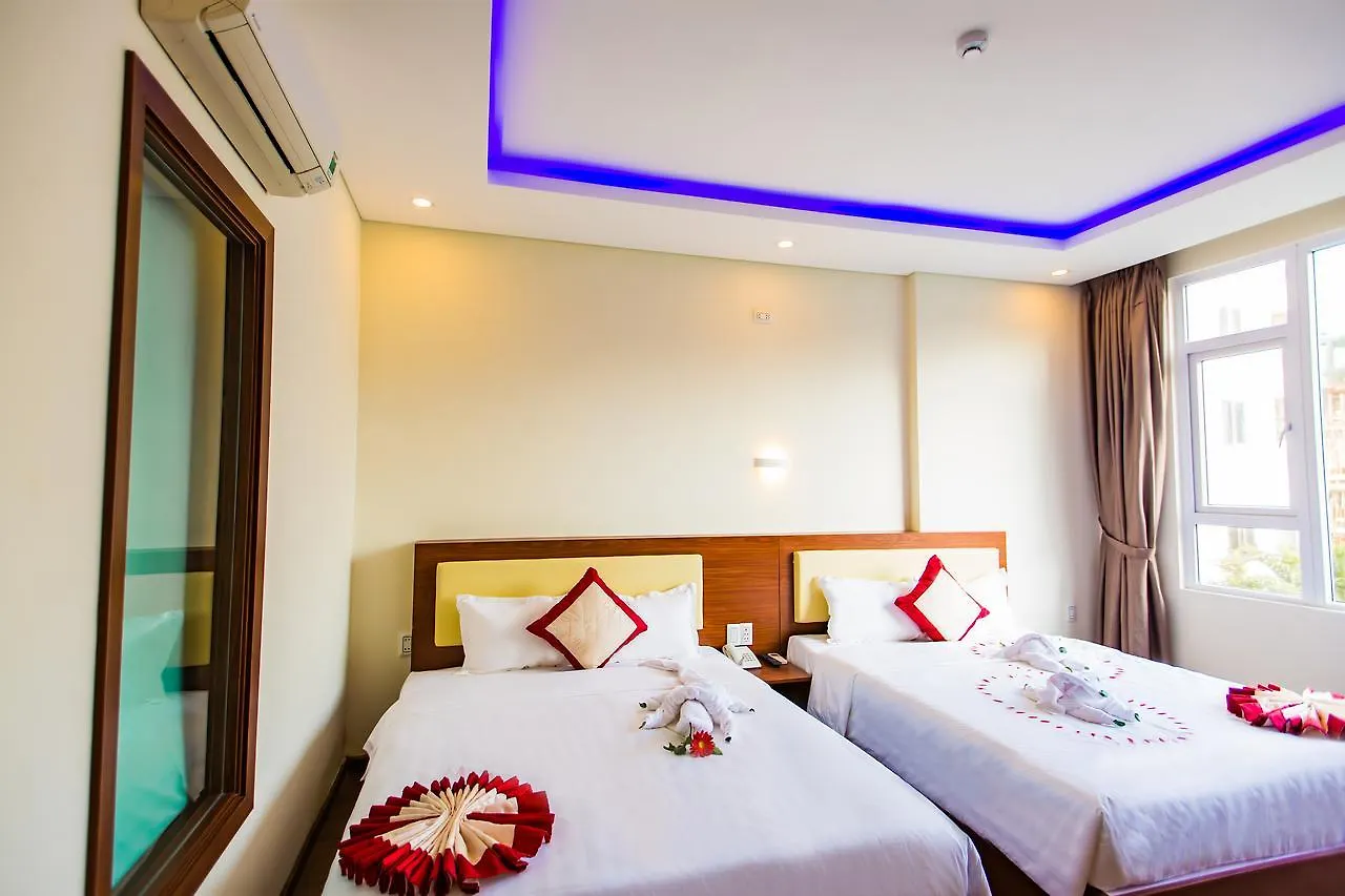 Kien Cuong Hotel Da Nang 2*,